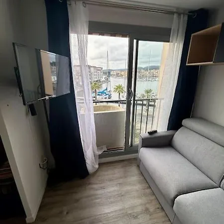 Avec Vue Sur Le Port Apartment *